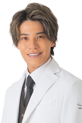 名倉 俊輔 医師