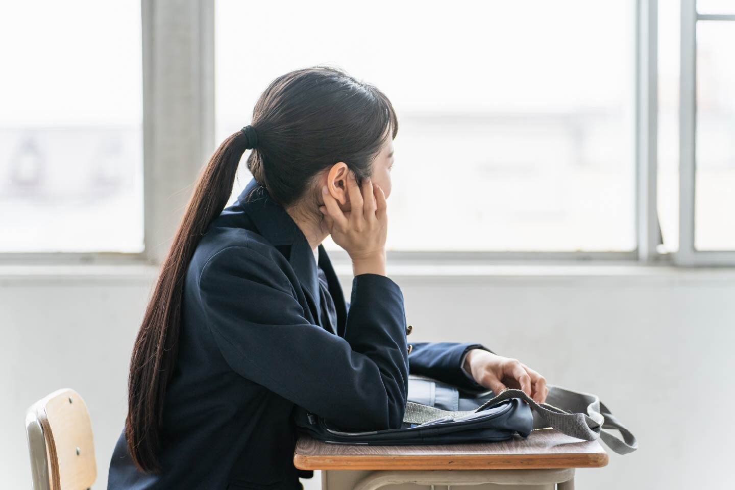 途中で二重をした場合、バレる可能性がある