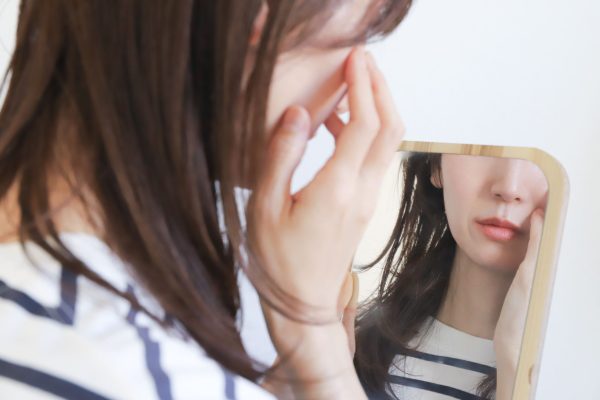 ダウンタイムや副作用はありますか？
